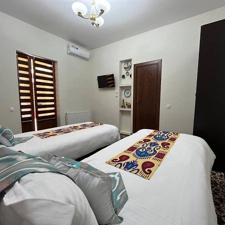 Old Safari Golden Location Guest House Бухара Экстерьер фото