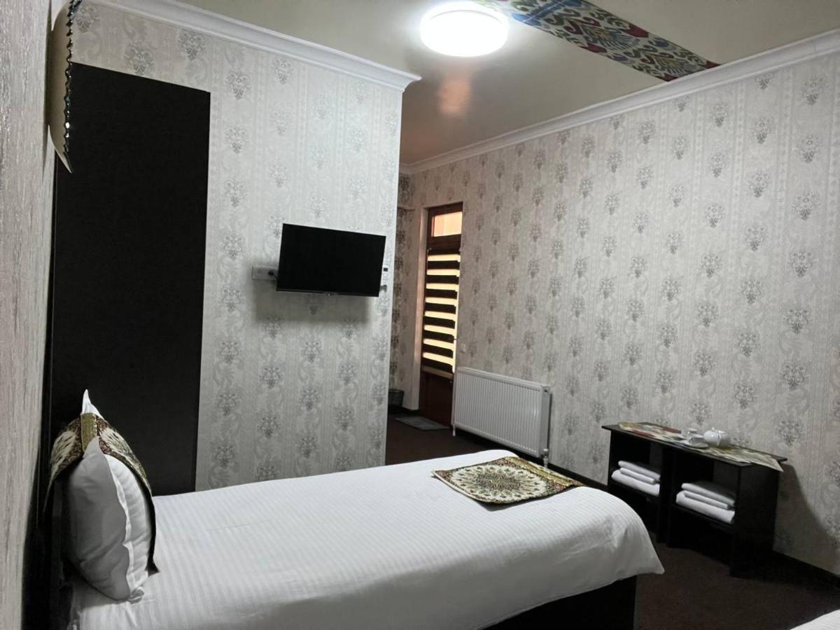 Old Safari Golden Location Guest House Бухара Экстерьер фото